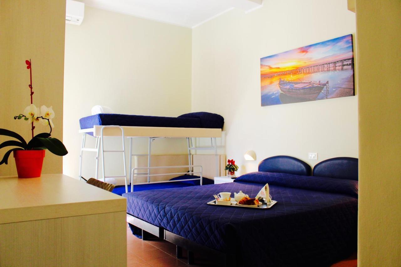 Triple Room Sea View