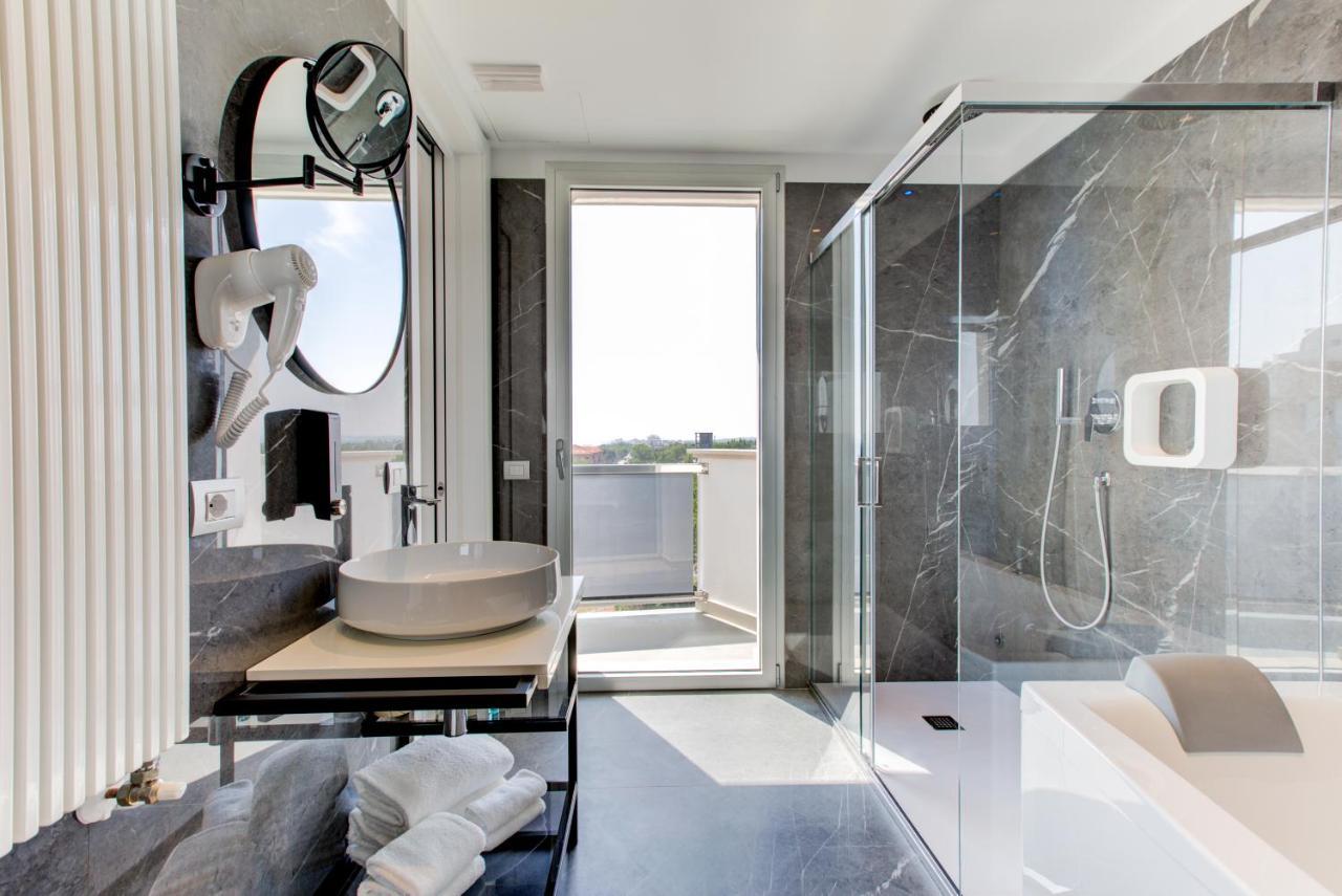 Junior Suite Sea View Spa access
