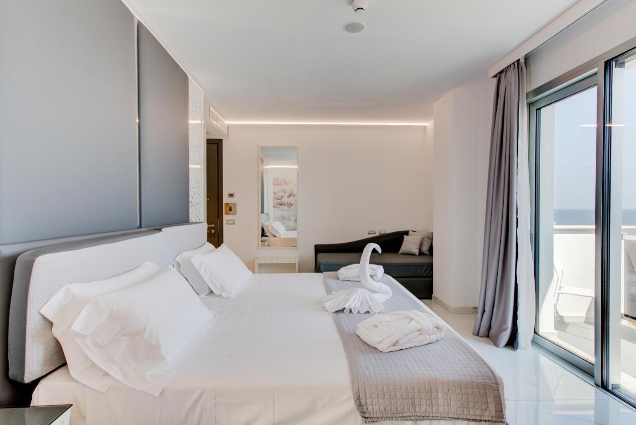 Junior Suite Sea View Spa access