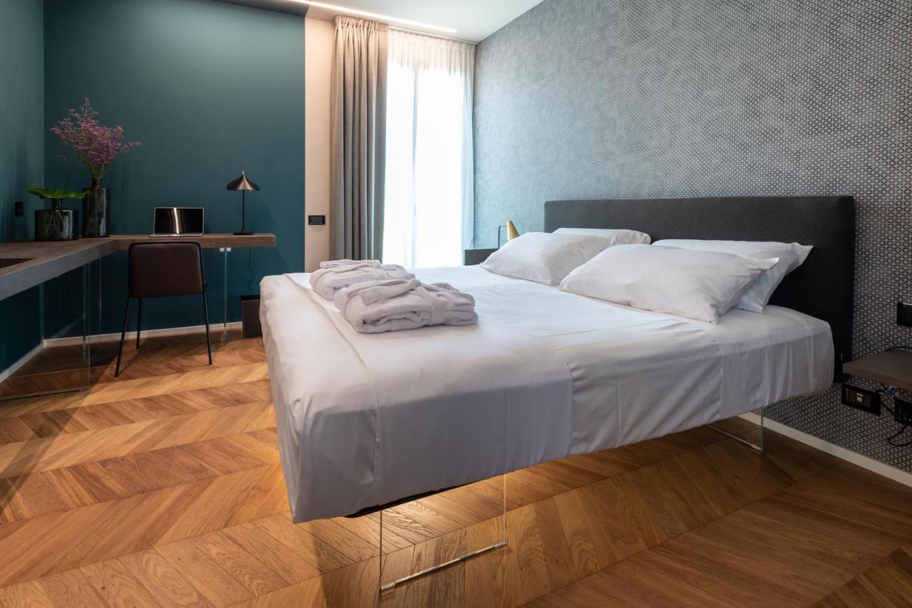 Flexible Suite