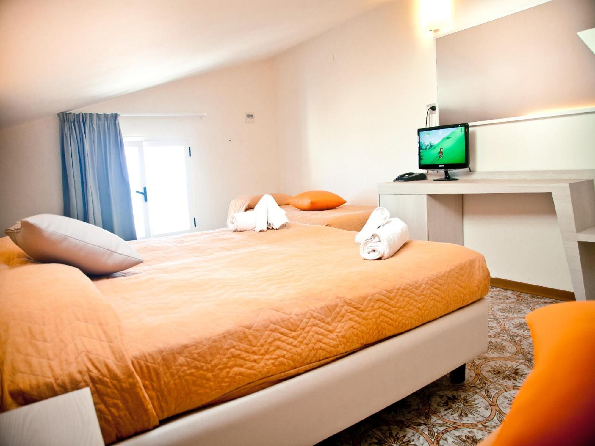 Economy Double or Twin Room