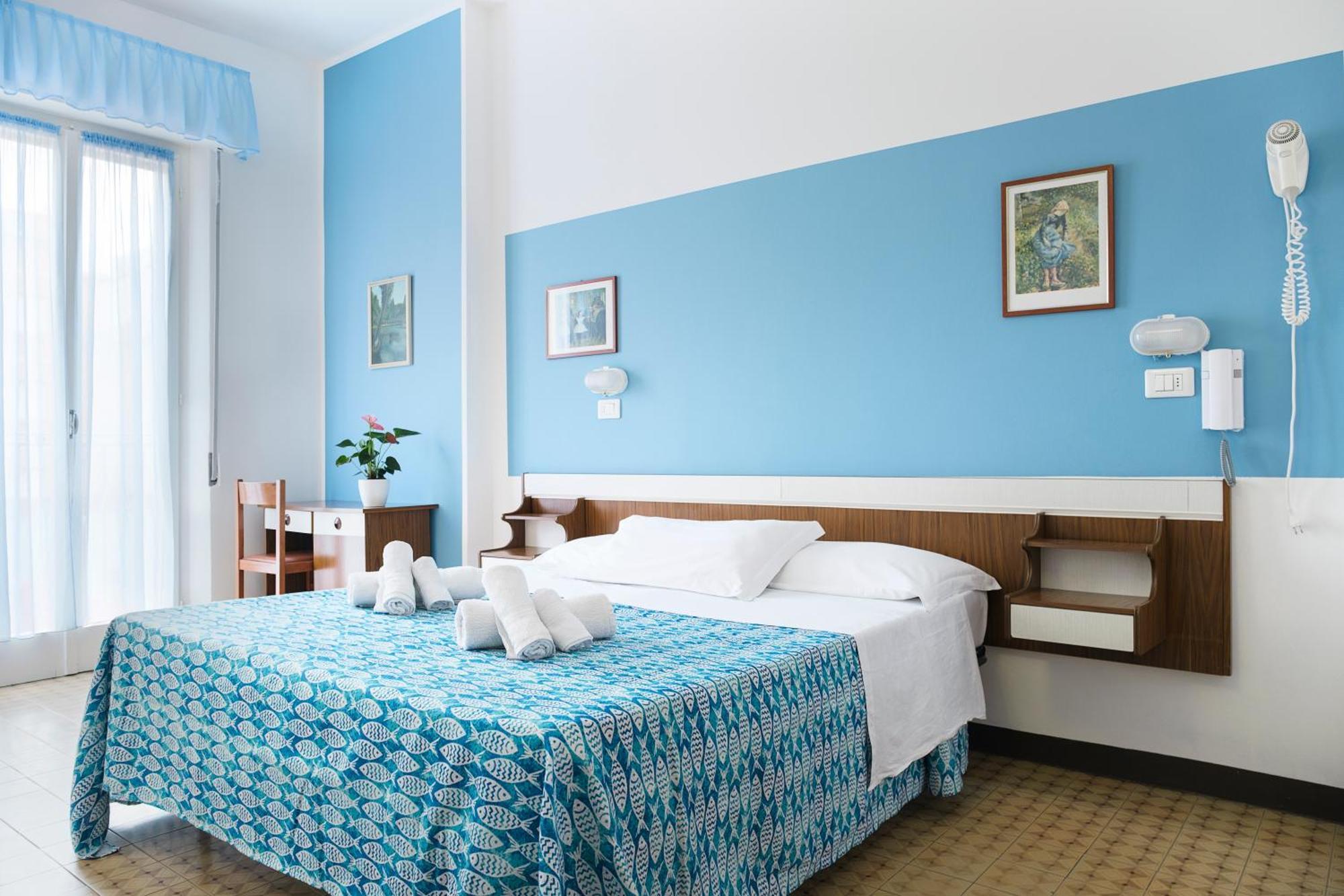 Double or Twin Room Balcony