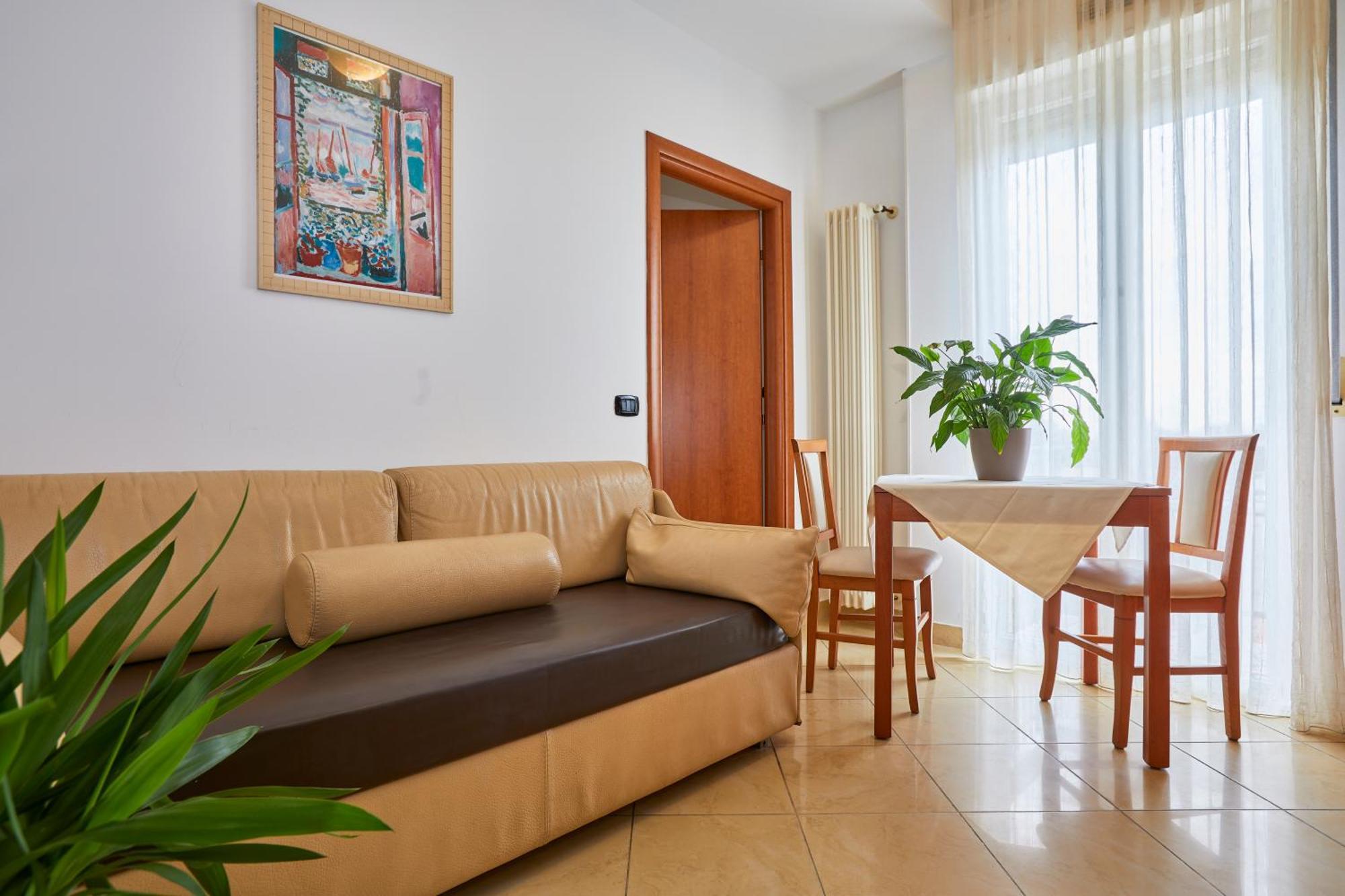 One-Bedroom Apartment