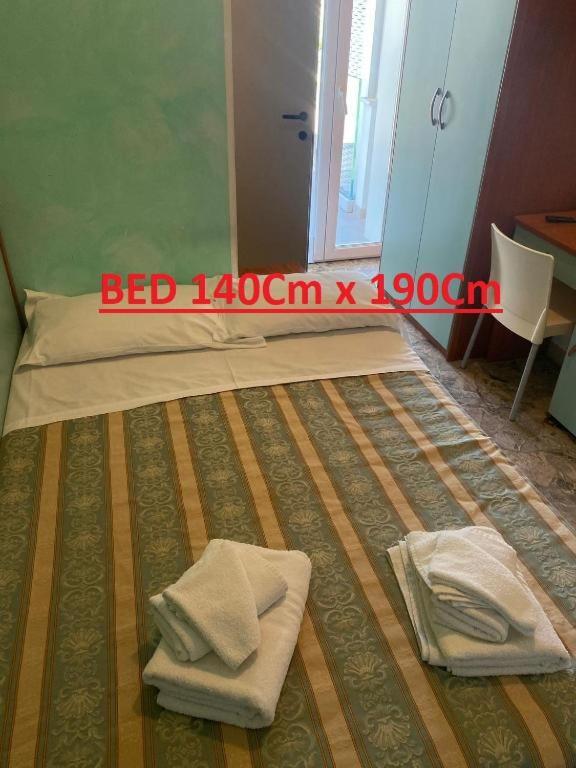 French bed room