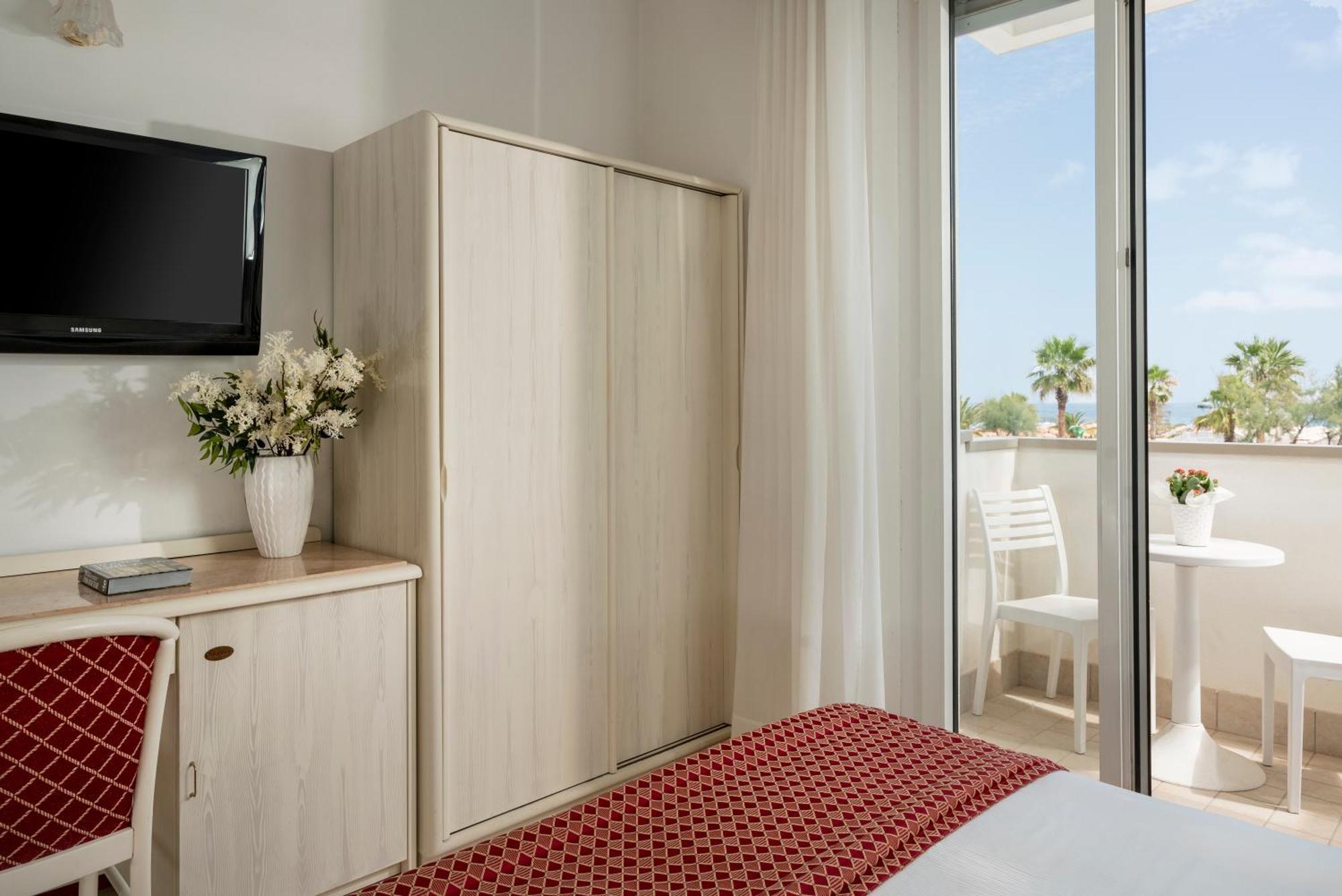 Double Room Side Sea View