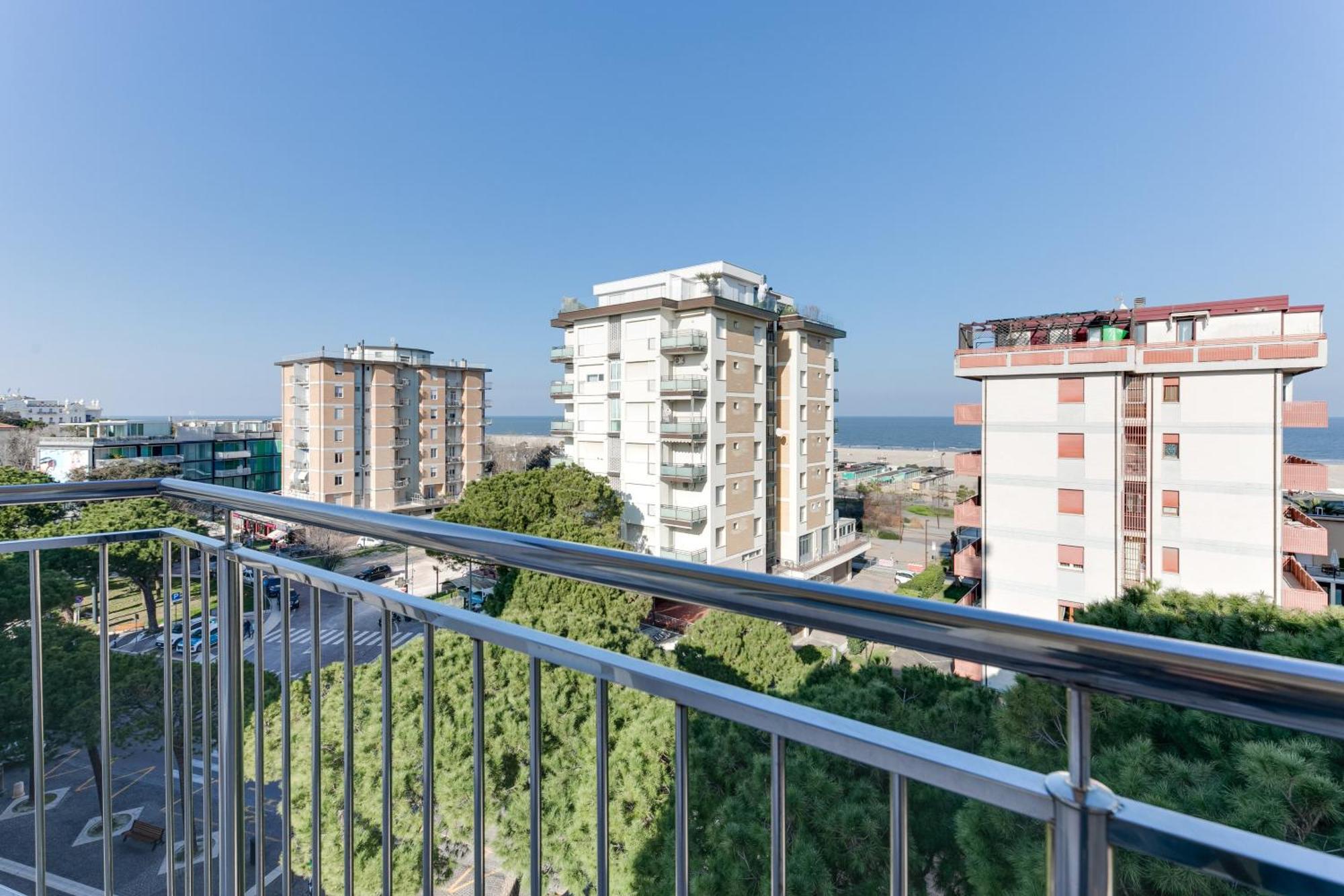Double or Twin Room Sea View