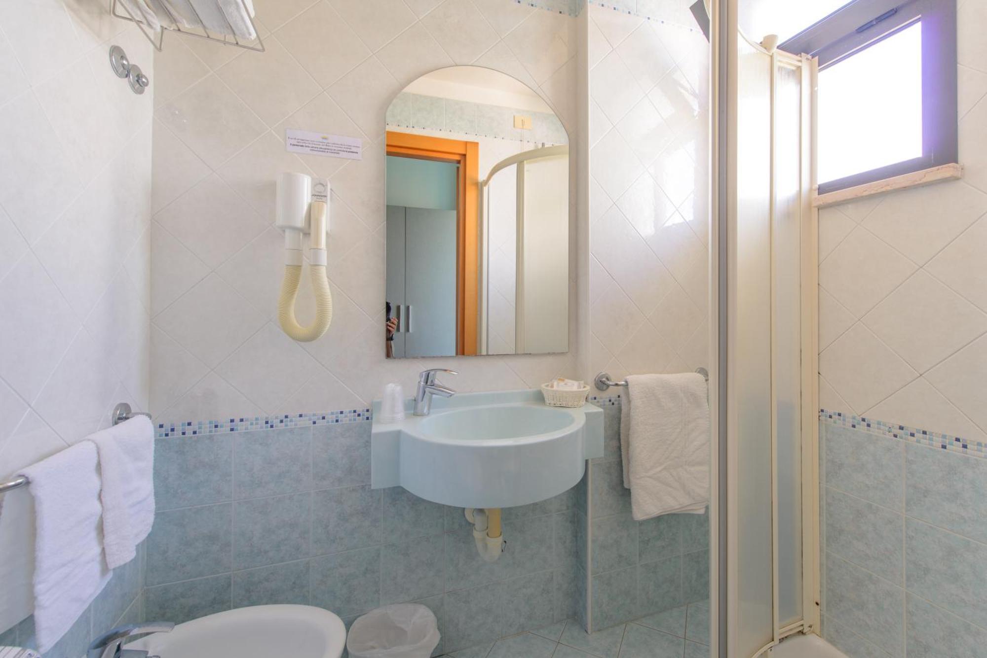 Deluxe Double or Twin Room with pacchetto spiaggia