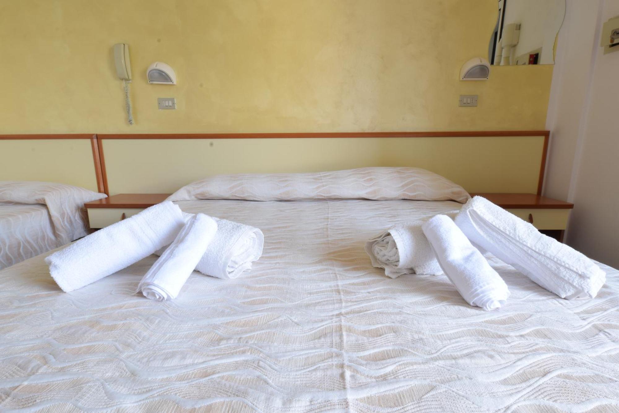 Double or Twin Room Balcony