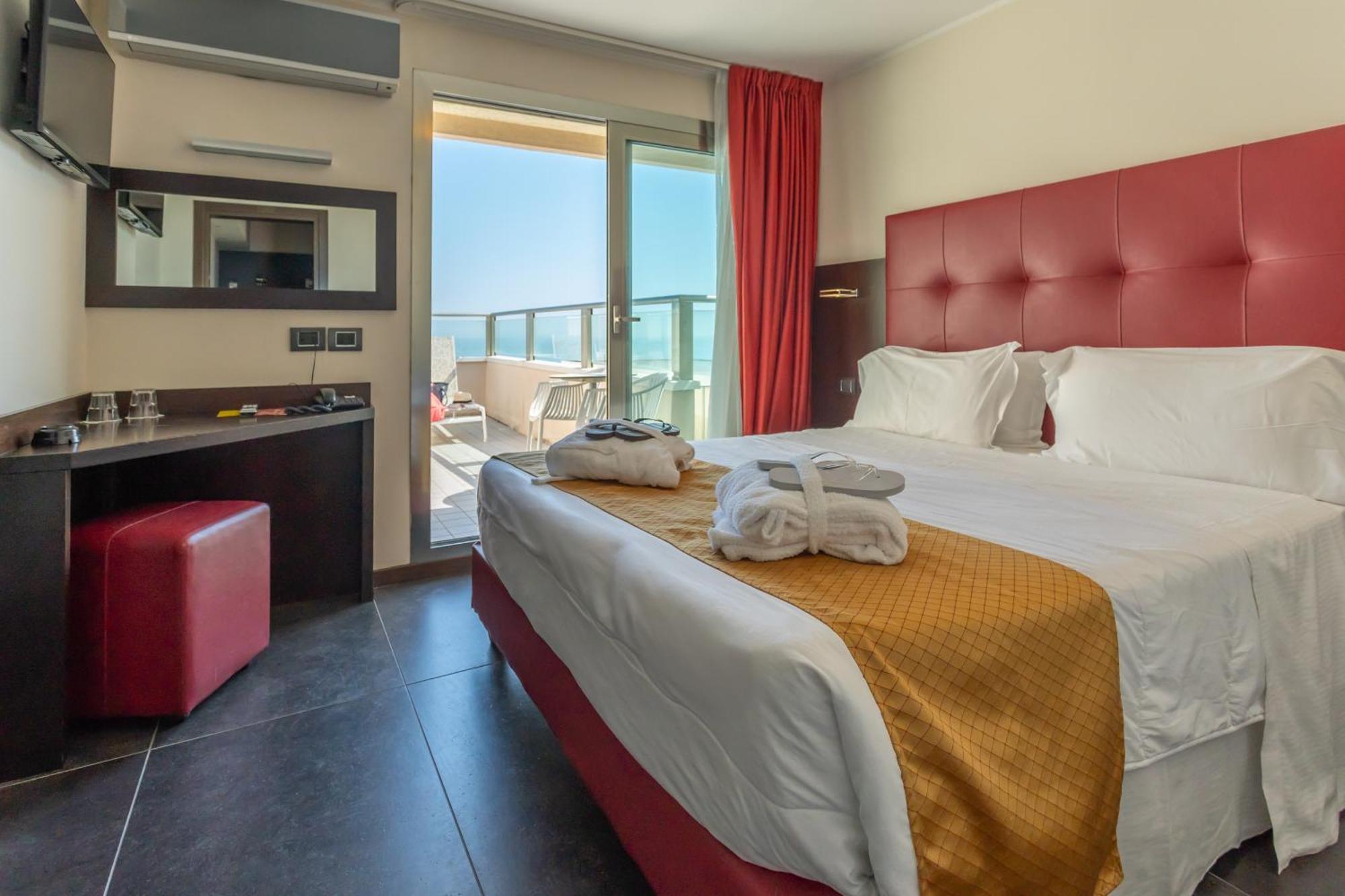 Superior Double Room Sea View Spa Access