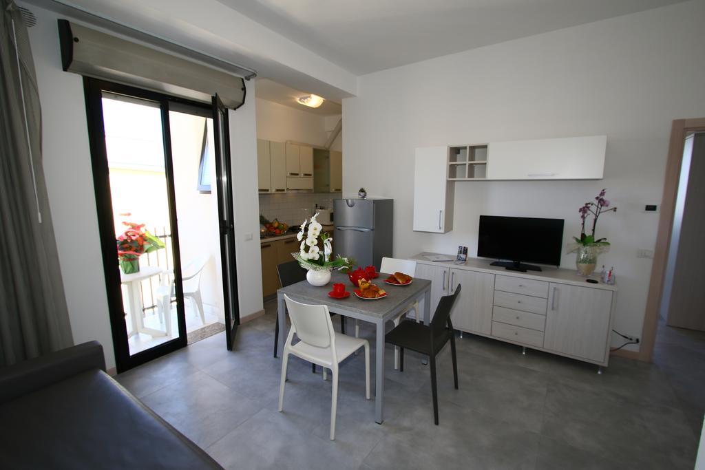 Superior One-Bedroom Apartment