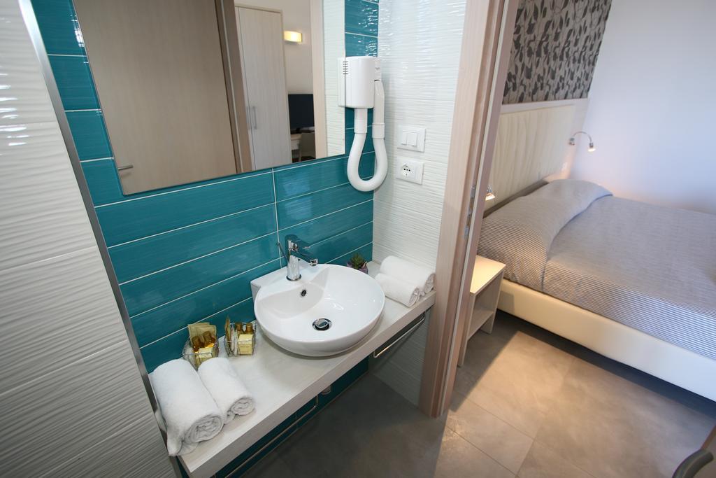 Superior One-Bedroom Apartment