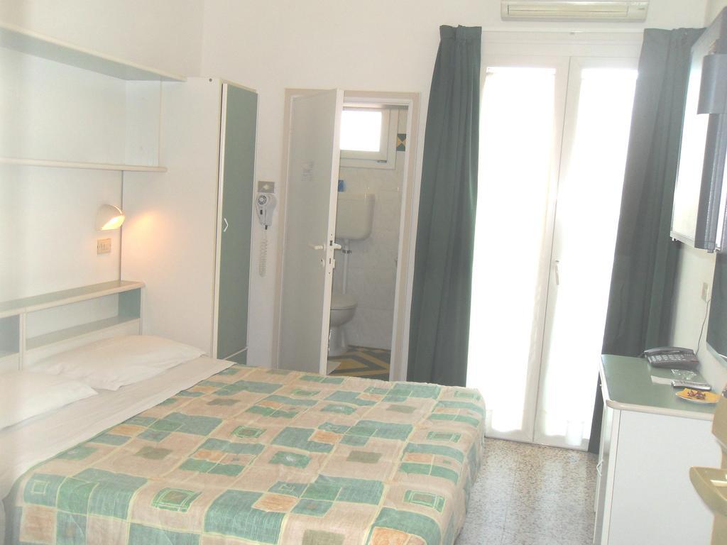 Double or Twin Room Balcony