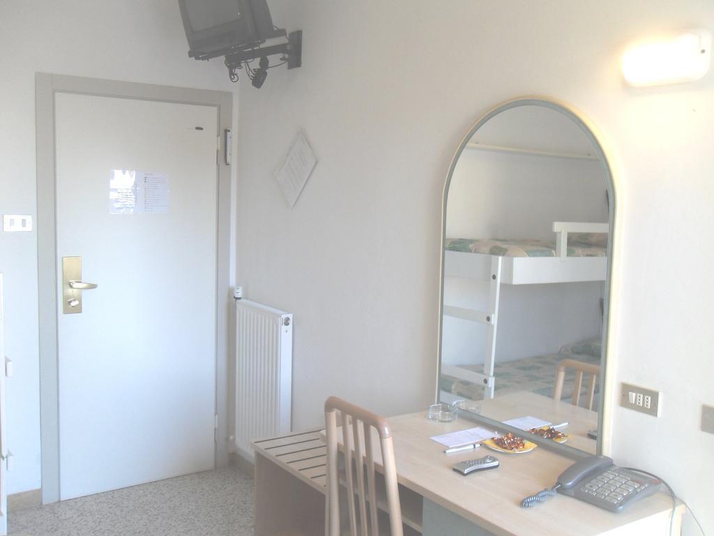 Economy Single Room