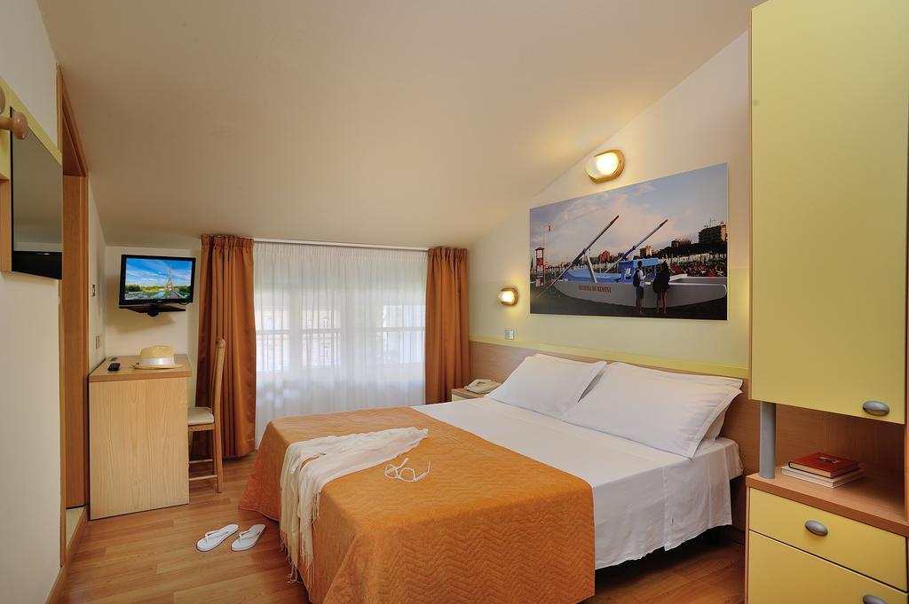 Comfort Double or Twin Room