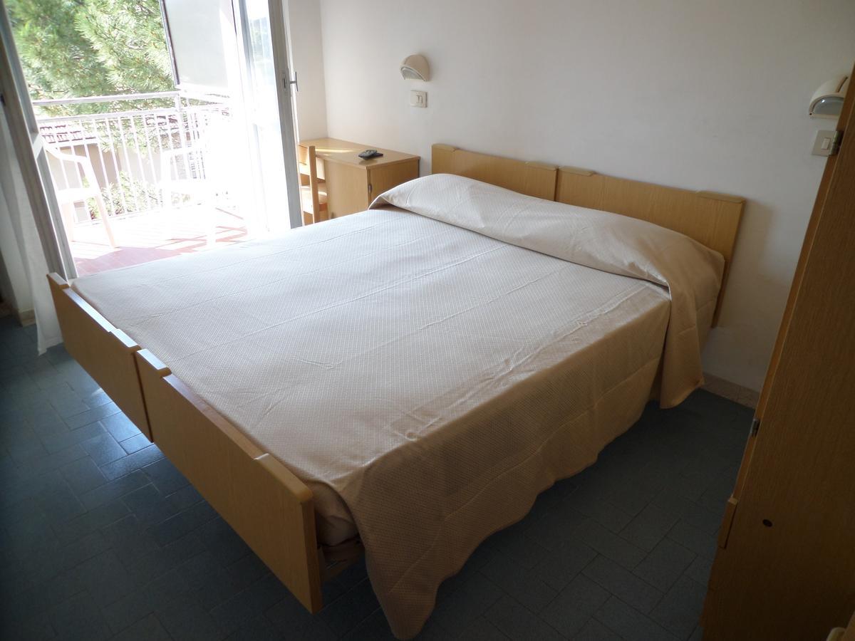 Double or Twin Room Balcony Beach Access