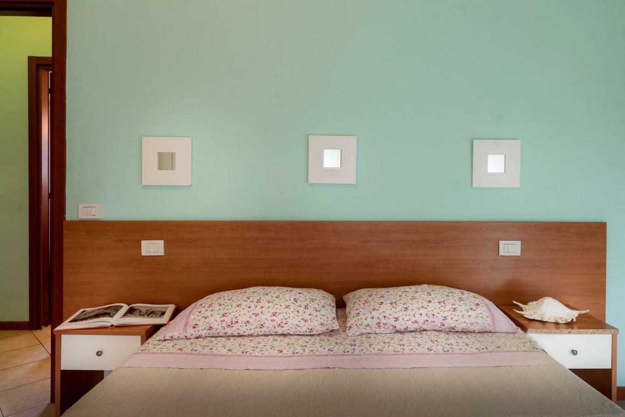 One Bedroom Apartment partial Sea View