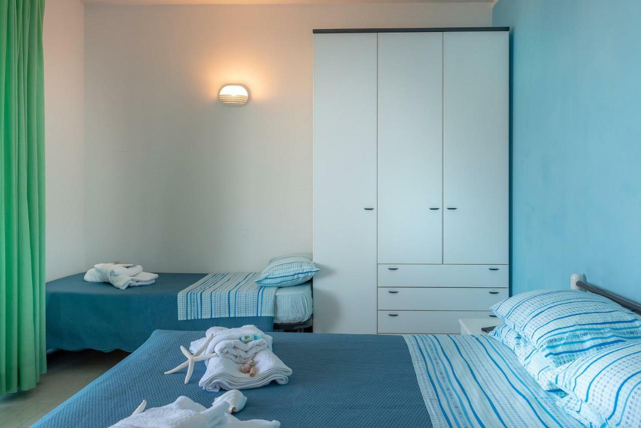 Two-Bedroom Apartment Front Sea View