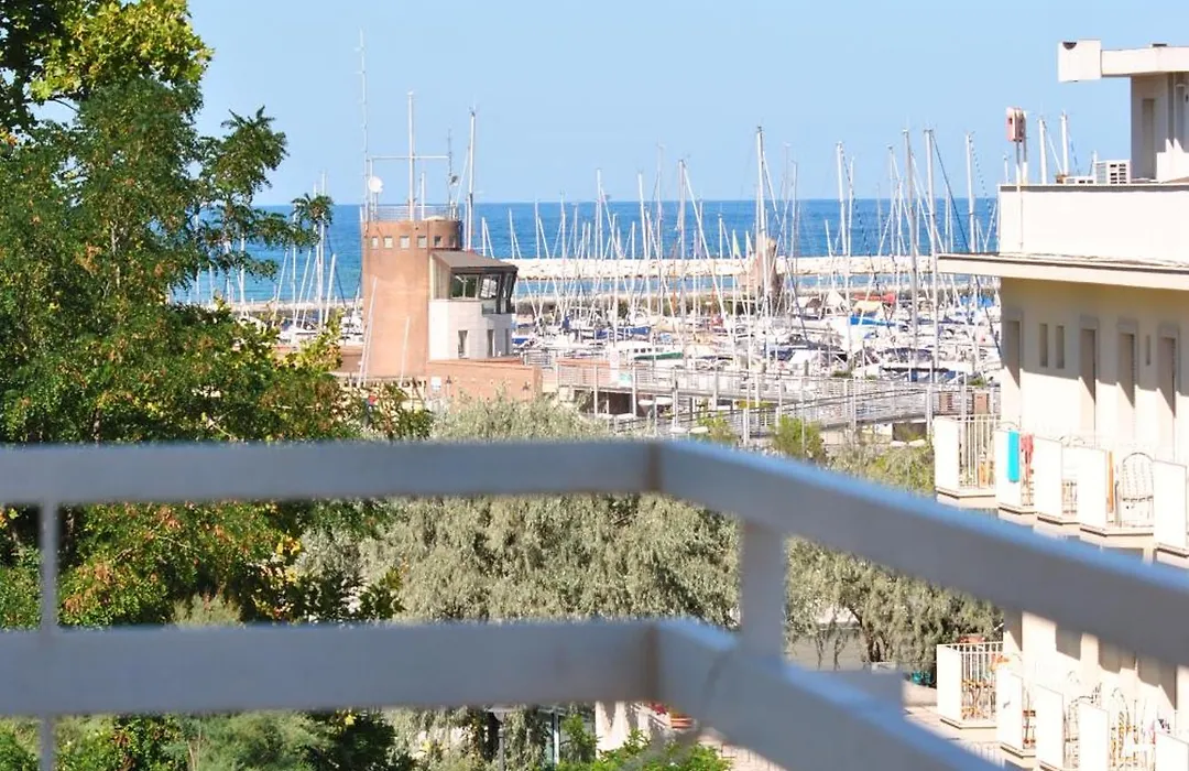 Hotel Bahama-1
