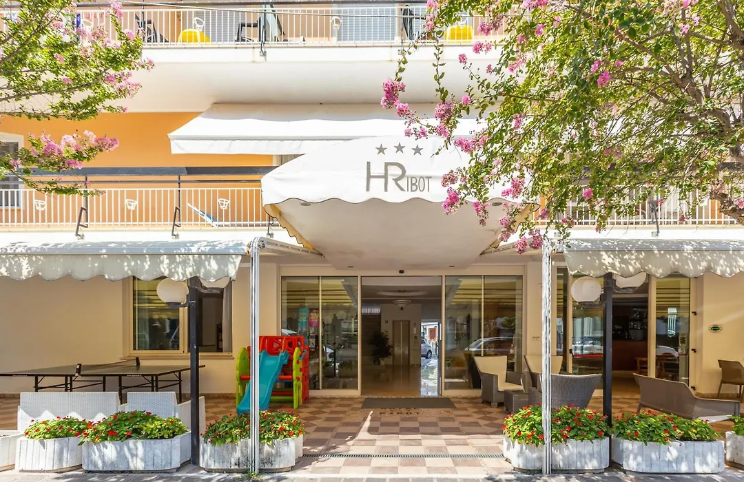 Hotel Ribot-1