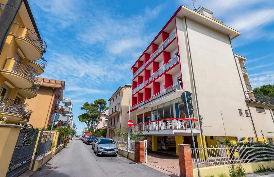 Hotel Serafini-1