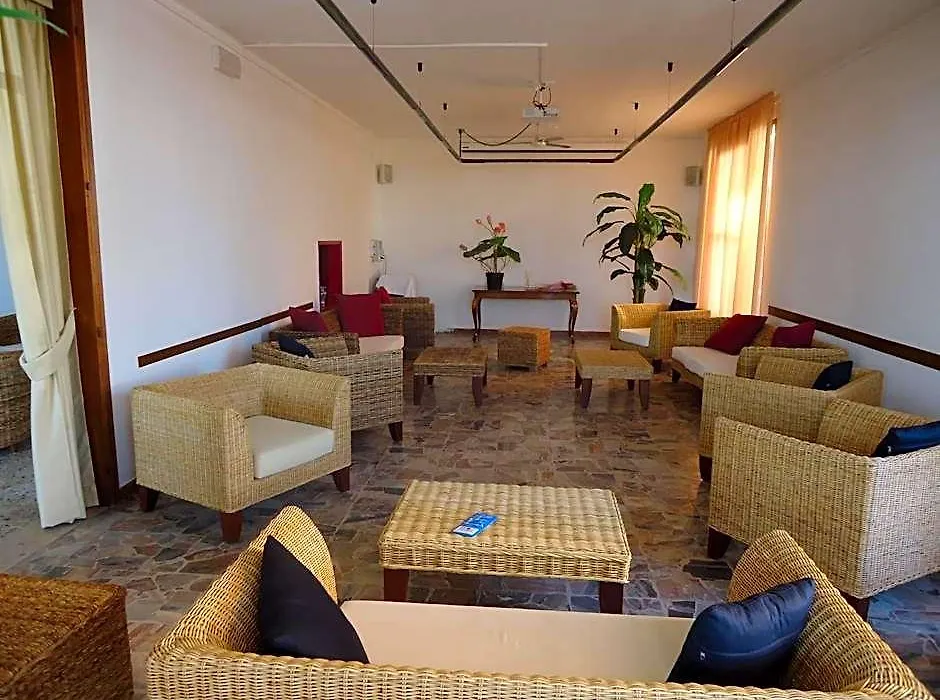 Hotel L&V-1