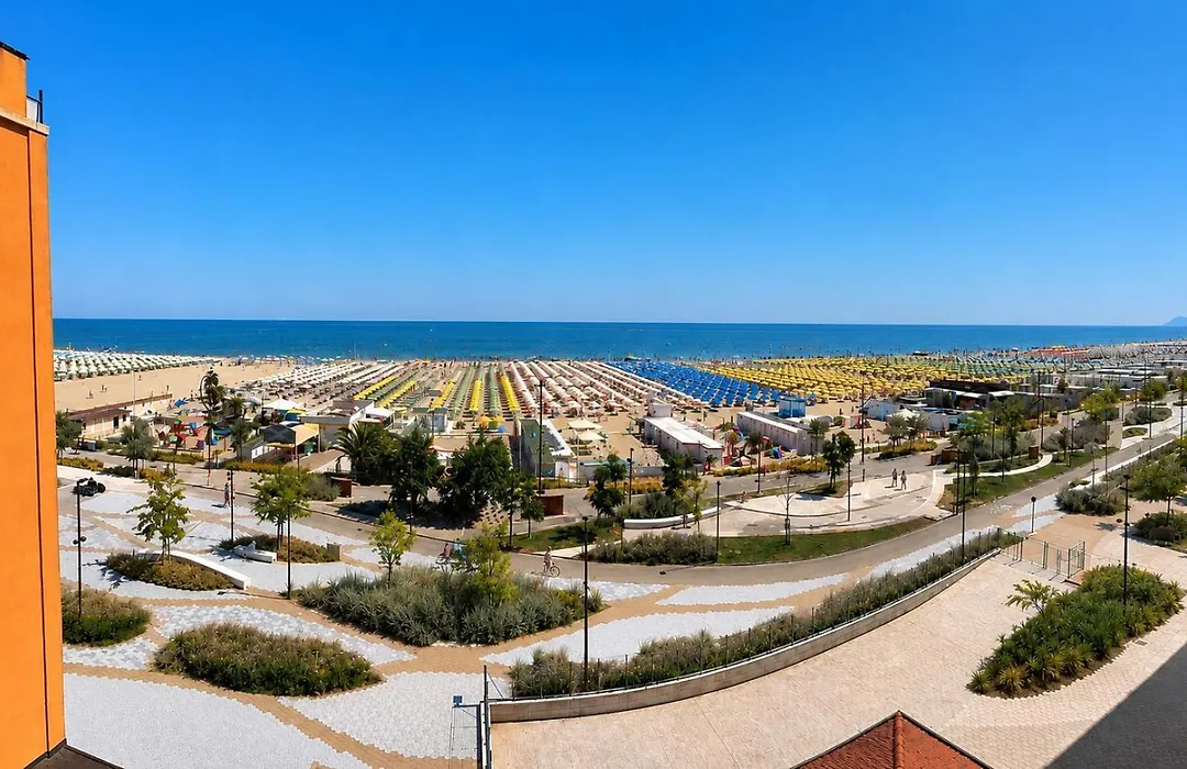 Hotel Ariane - Beachfront, Xxl Breakfast & Sea View-1
