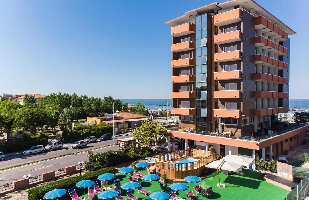 Hotel Maxy-1
