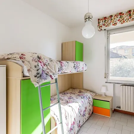 Guesthost - Rimini Gelsomino Huge Apartment-2