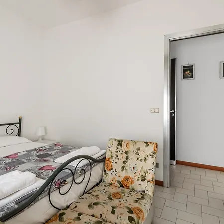 Guesthost - Rimini Gelsomino Huge Apartment-3