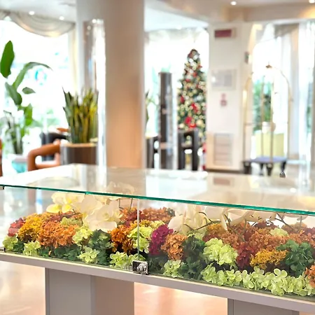 Club House Hotel-2
