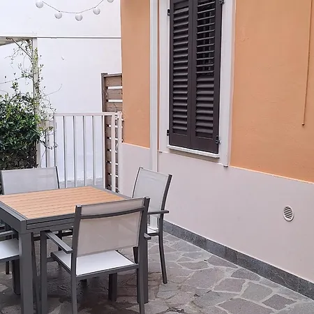 Open Space a 5 minuti dalla spiaggia di Rimini! - HomeUnity-3