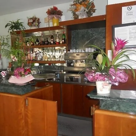 Hotel Emilia-3