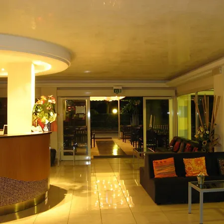 Hotel Du Lac-2