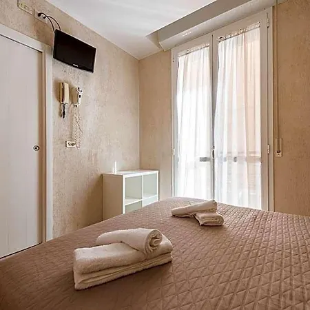Hotel Romina-3