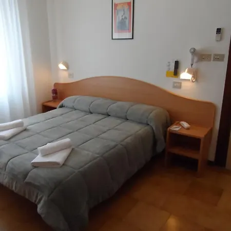 La Dolce Vita-2