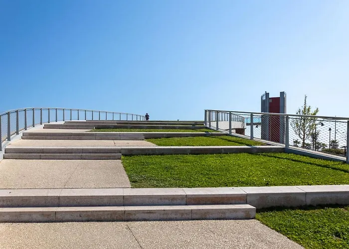 Bilocale con giardino a 200mt dal mare - HomeUnity