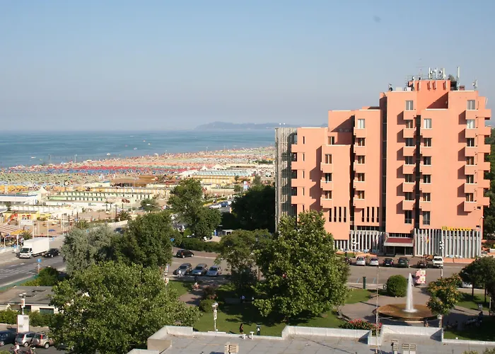 Hotel Bellevue By Oasigroup Hotels Rimini