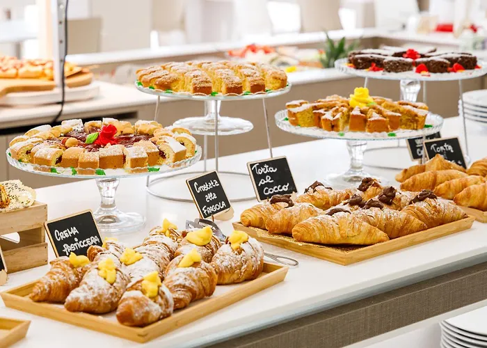 Hotel Ariane - Beachfront, Xxl Breakfast & Sea View