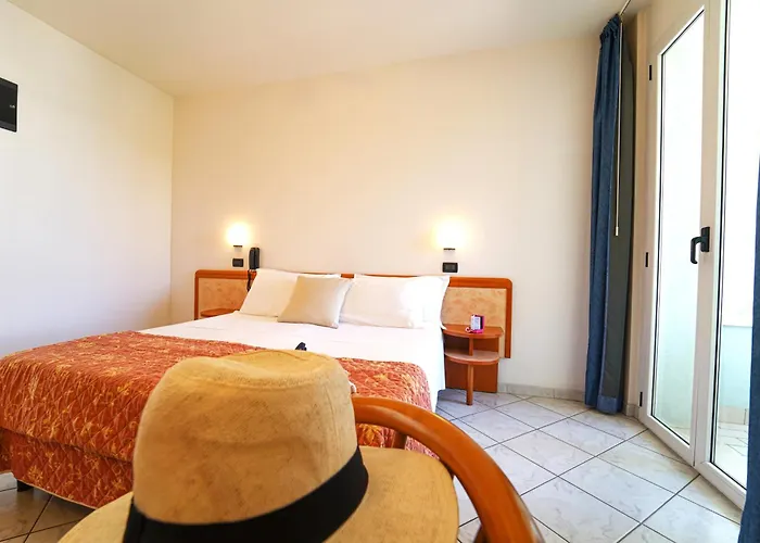 Dasamo Hotel - Dada Hotels