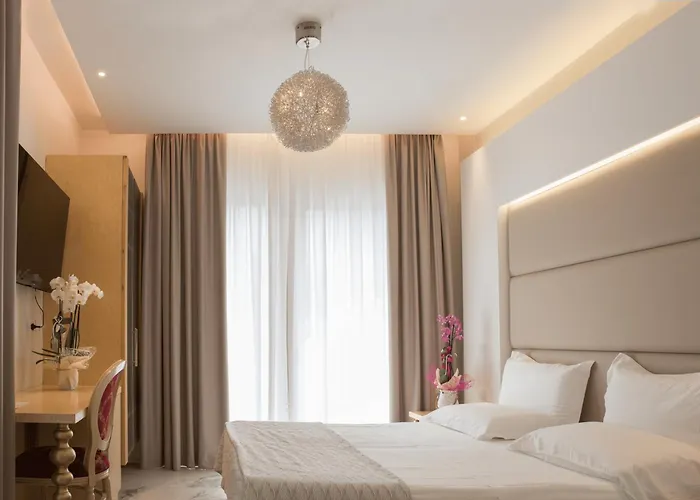 Hotel Ambassador